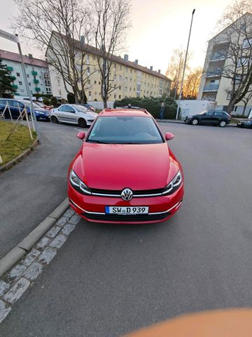 VW Golf