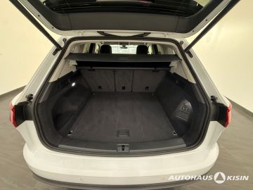 Volkswagen Touareg - 11