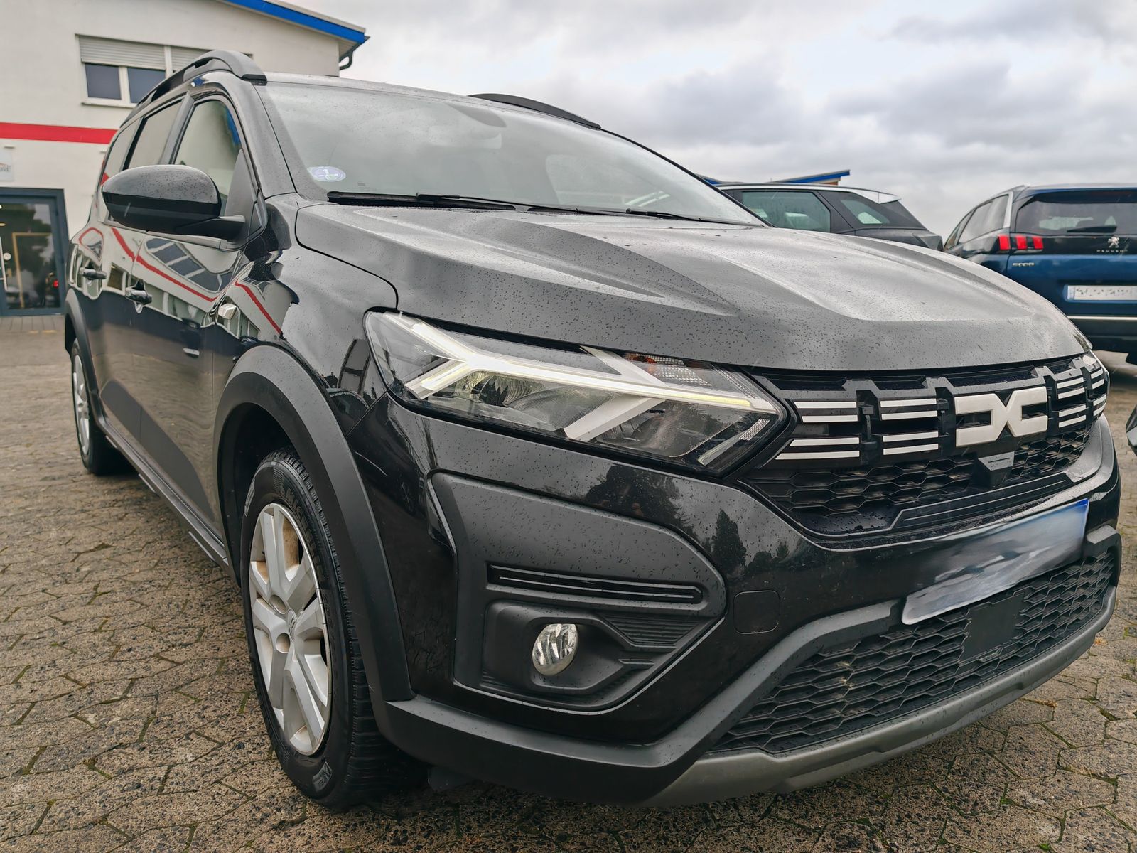 Dacia Jogger 1.6 hybrid 140ch Expression 7 seats imagem 2