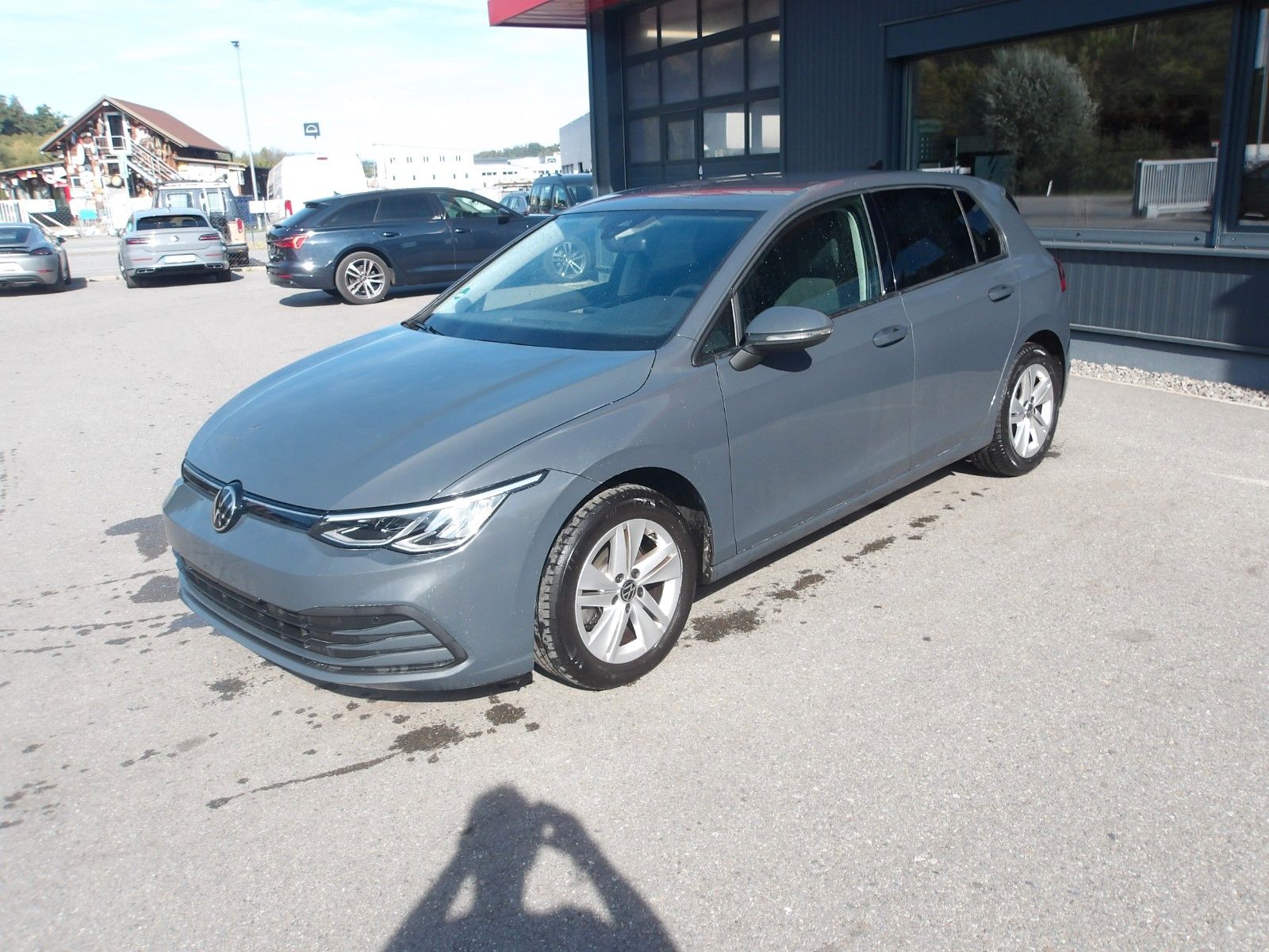Volkswagen Golf VIII Lim. Life DSG *LED*NAVI*RFK*EXP. 13990