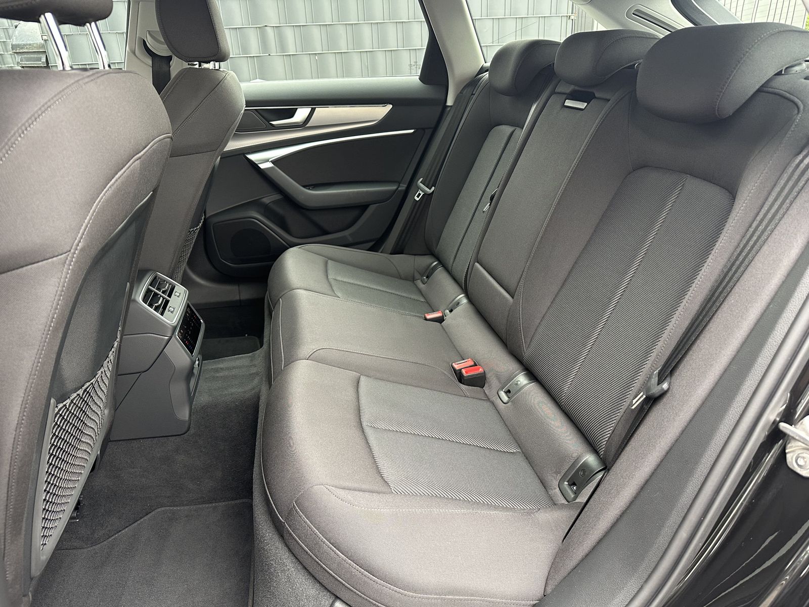 Fahrzeugabbildung Audi A6 Avant 40 TDI Sport NAV+LED+ACC+KAMERA+ACC+1HD