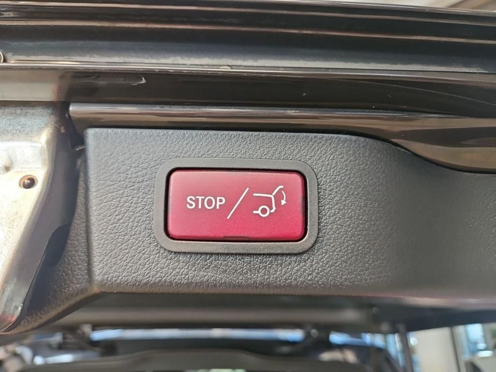 Fahrzeugabbildung Mercedes-Benz V 300 ED lang 7 Sitze Sound 19'' LED AHK 10''MBU