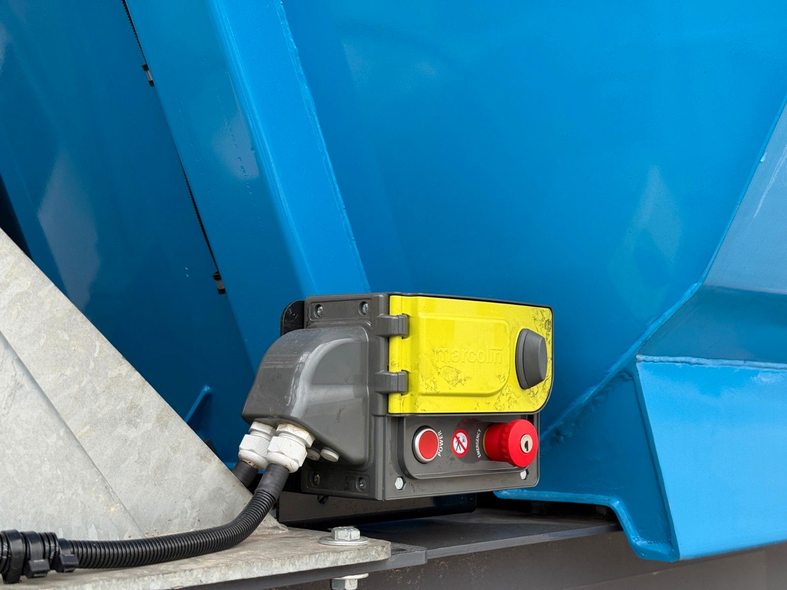 Fahrzeugabbildung Andere Euromix ATM 27 Kippauflieger Liftachse E-Verdeck