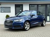 Audi A1 Sportback°Klima°SHZ°PDC - Audi A1: Blau