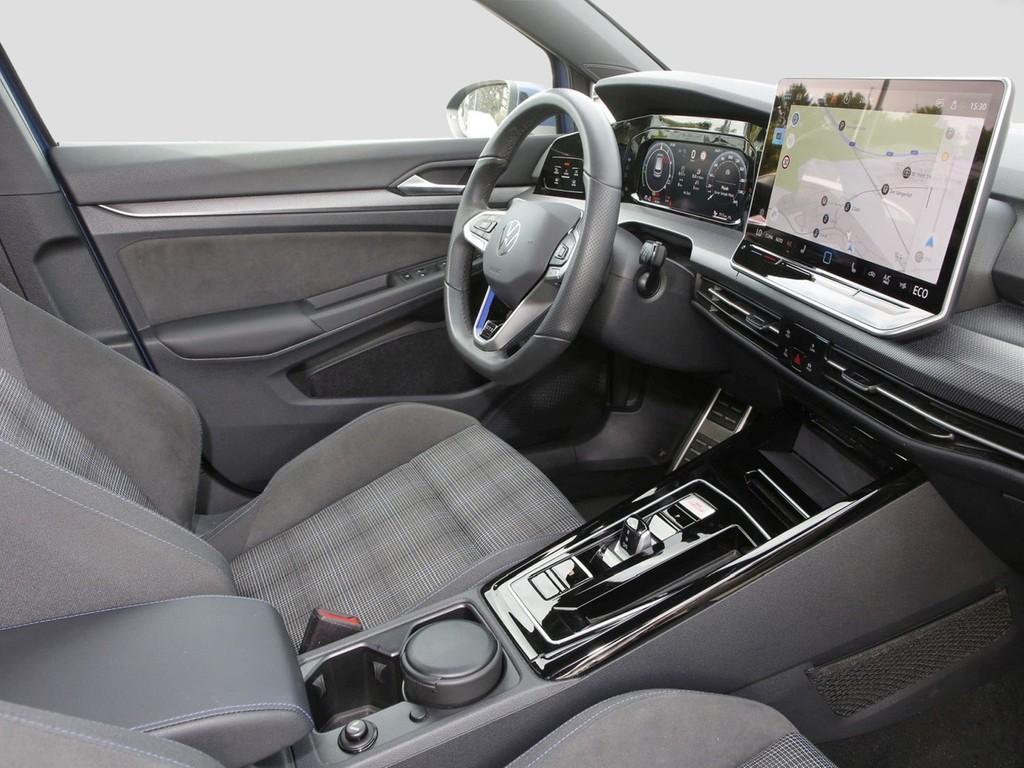 Volkswagen Golf VIII GTE 1.5 TSI eHybrid 200 kW 17" ACC AHK, миниатюра 9