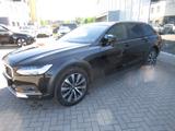 Volvo V90 Cross Country Plus B4 AWD Diesel Automatik - Volvo V90 Cross Country in Köln