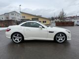 Mercedes-Benz SLK 200 *AMG PAKET*NAVI*LEDER*AIRSCARF*BI-XEN* - gebrauchte Cabrios in Tübingen