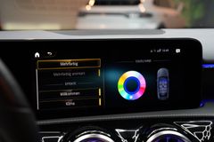 MERCEDES-BENZ A 200 d Limousine 4Matic*CAM*AMBIENTE*PANO*SOUND