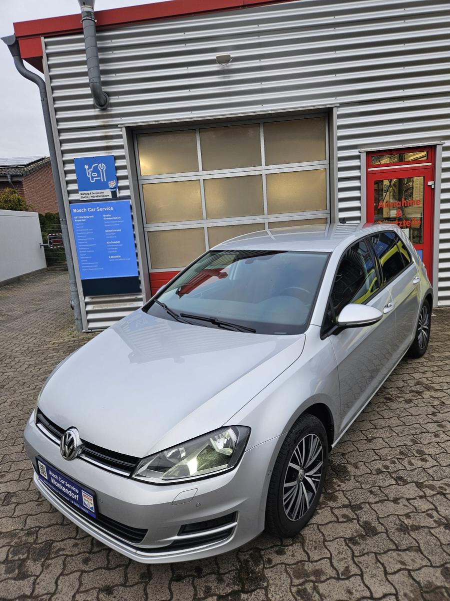 Volkswagen Golf VII Lim. Allstar STANDHEIZUNG HU Neu!