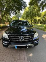 Mercedes-Benz Mersedes Ml 250 - Mercedes-Benz ML 250: Privatanbieter
