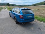 Skoda Octavia 2.0 TSI RS Combi RS - Skoda Octavia: Blau, RS
