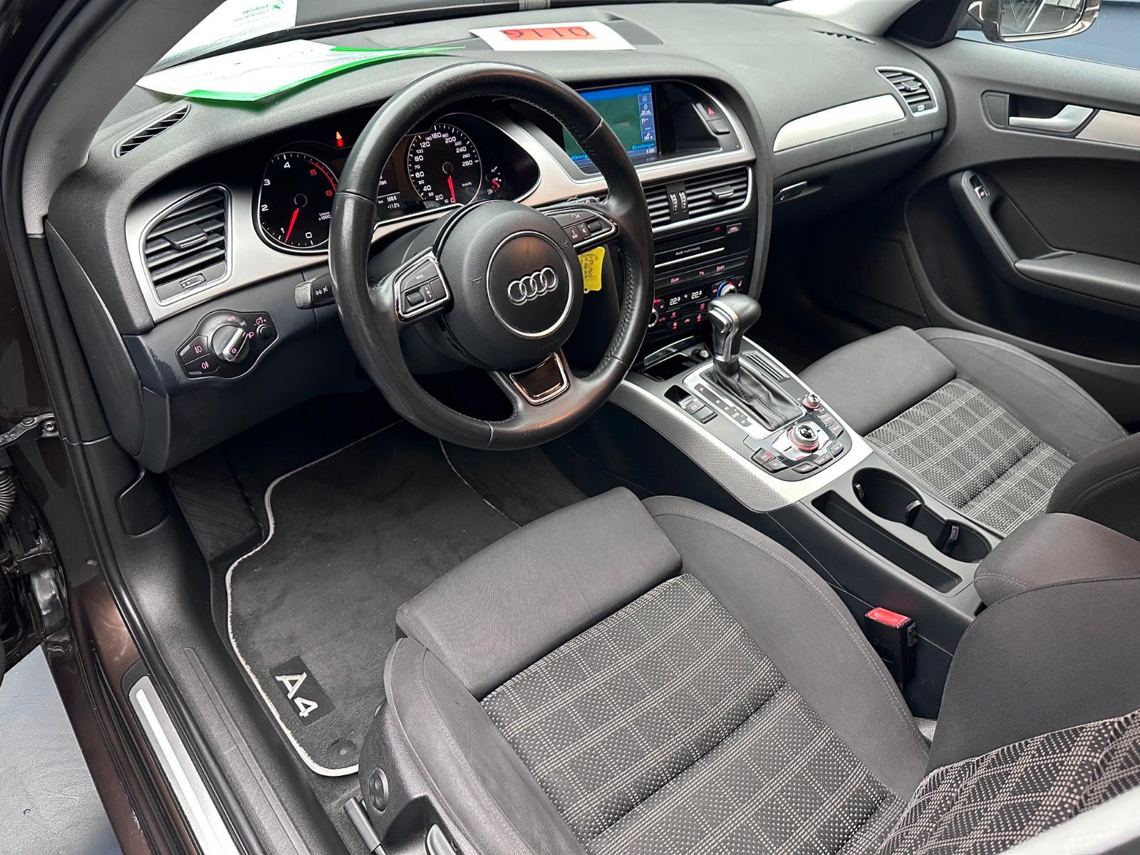 Audi A4 2013 — photo 15