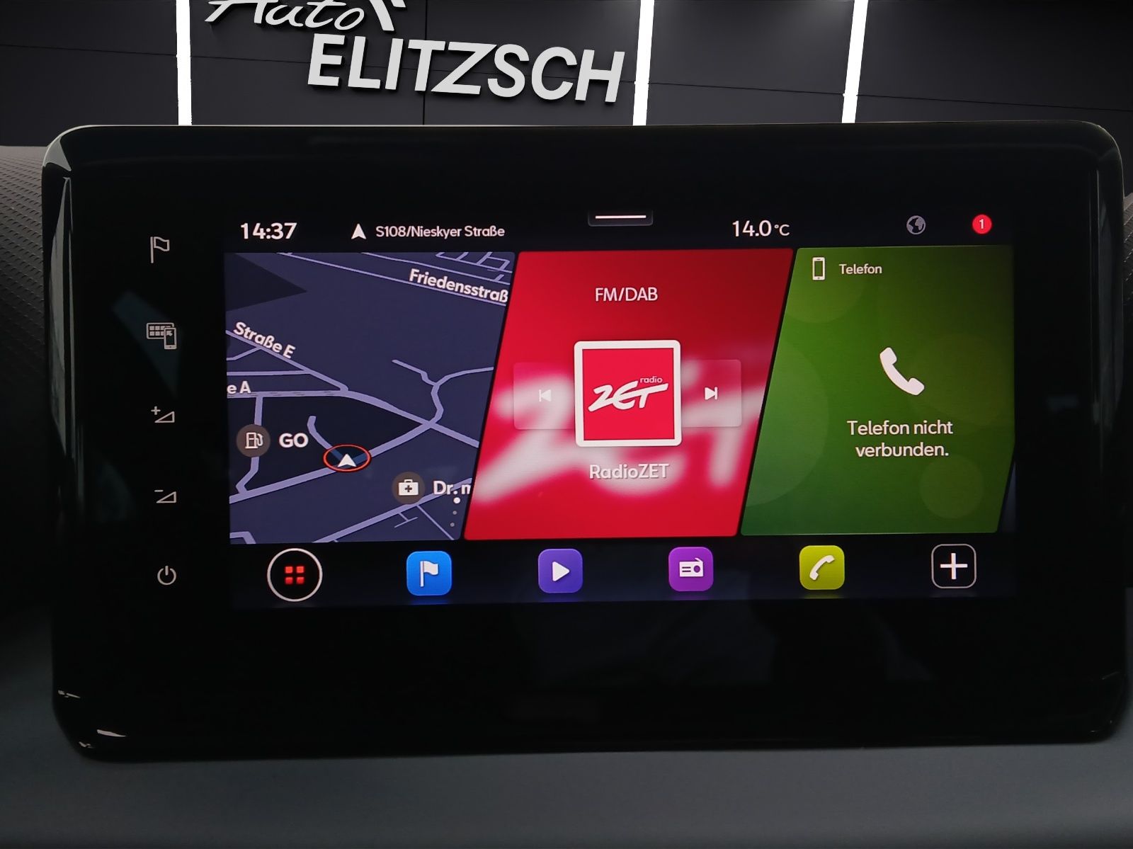 Fahrzeugabbildung SEAT Ibiza TSI Road-Edition DSG LED Navi AID ACC RFK