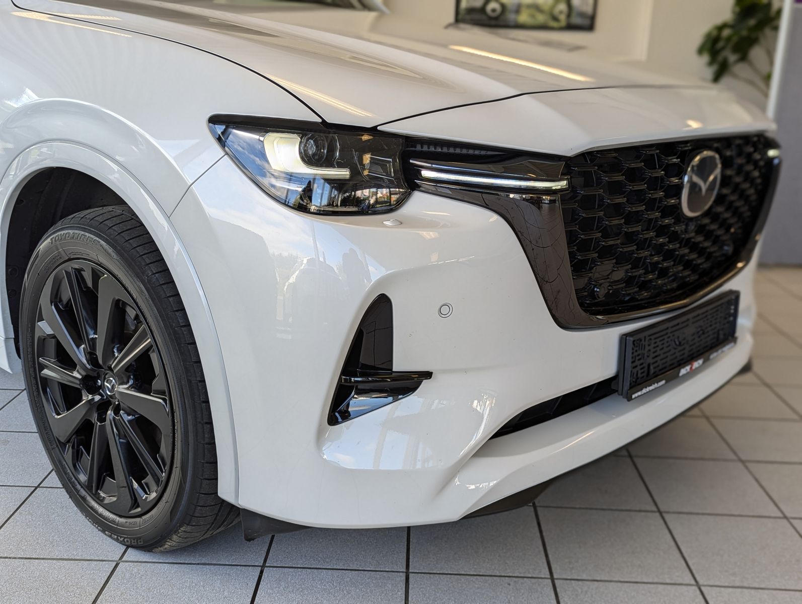 MAZDA CX-60  e-SKYACTIV 254 HOMURA AWD HUD Bose - Image 9