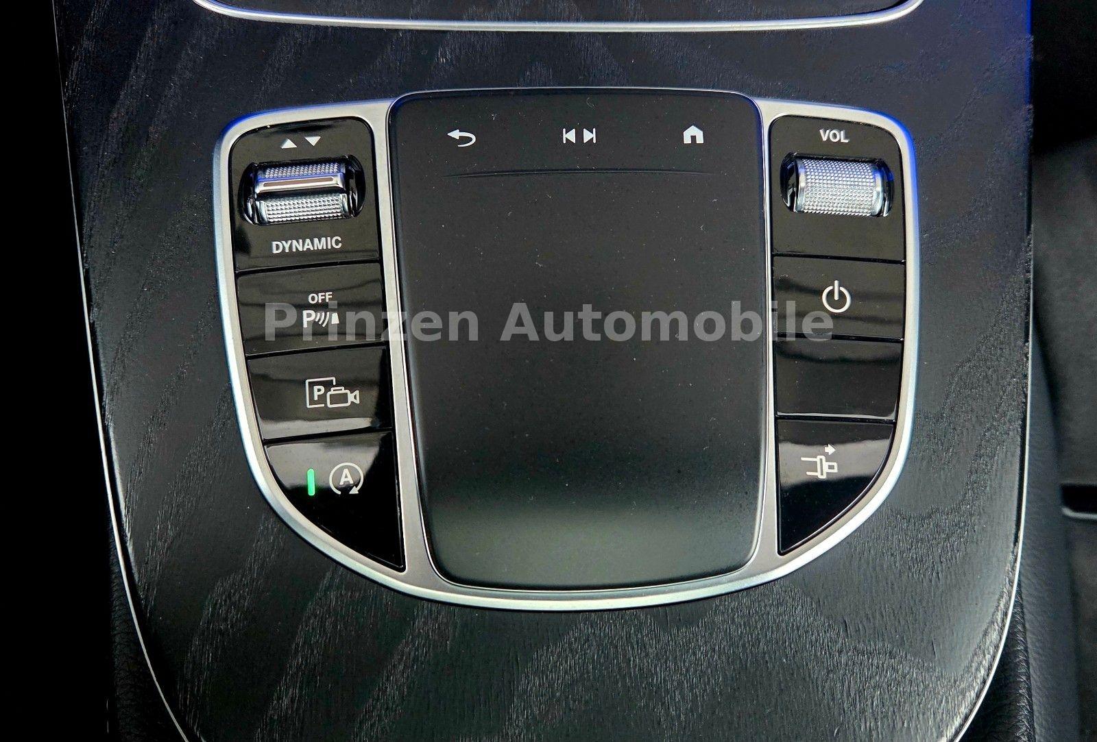 Mercedes-Benz E 220 d Coupe 4Matic AMG *NIGHT*PANO*AMBIENTE*