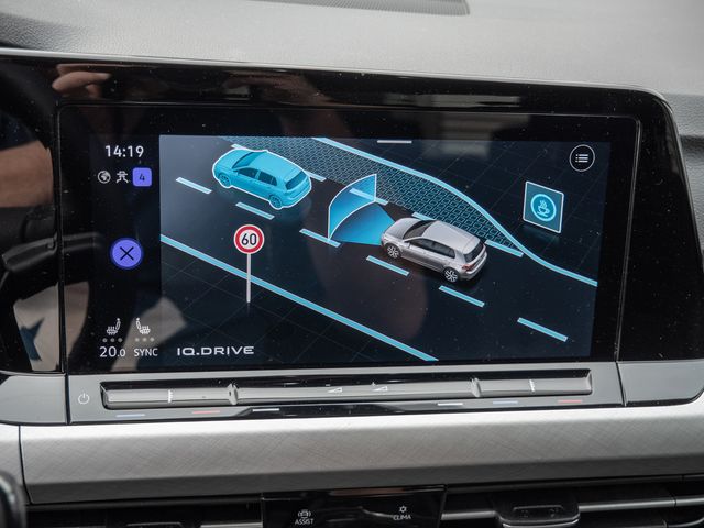 Golf VIII 1.5 TSI Life PDC SHZ H/K NAVI ACC LED