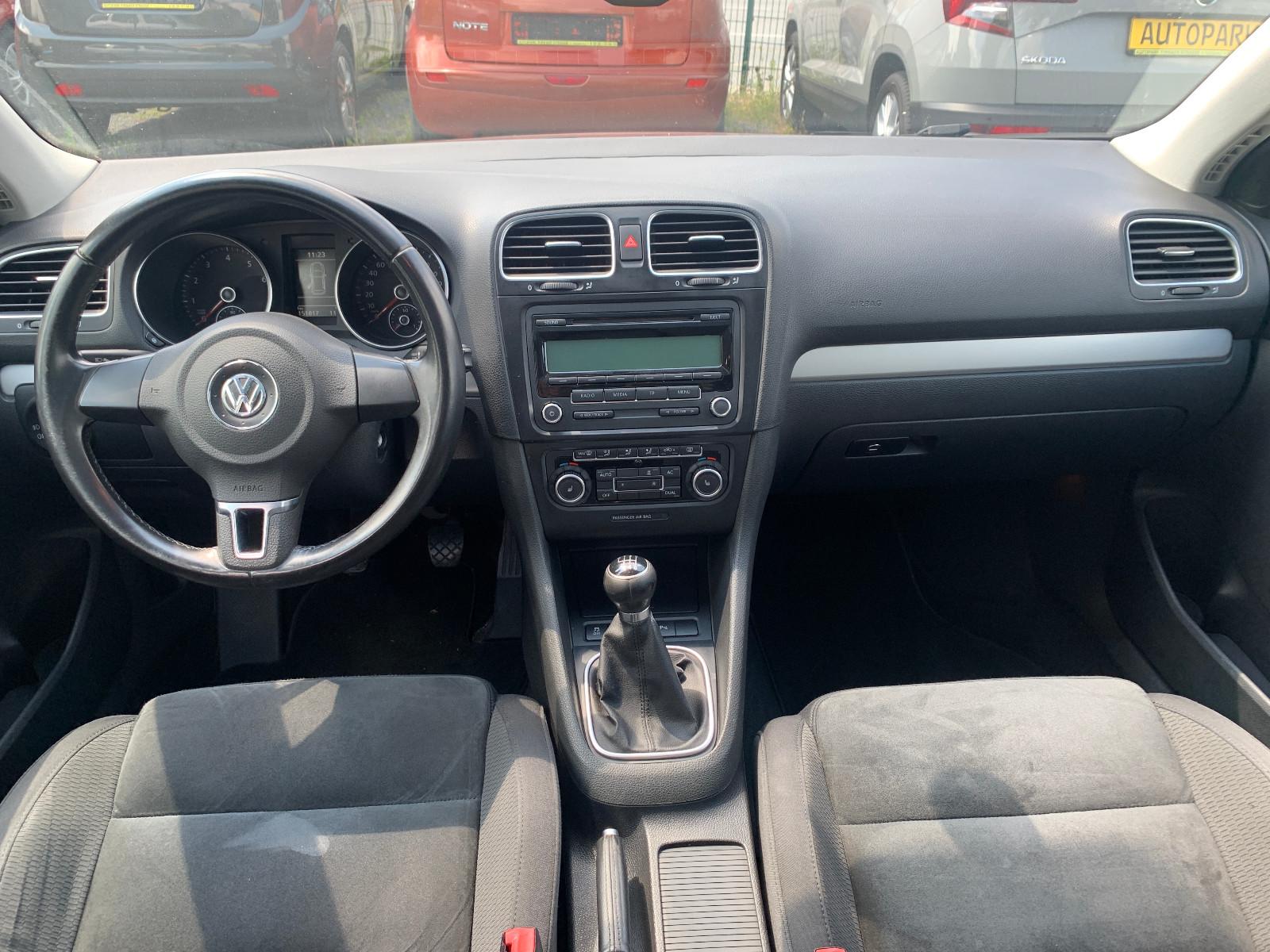 Volkswagen Golf 2010 — photo 16