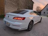 Volkswagen Arteon 2.0 TSI DSG Elegance Elegance - Volkswagen Arteon Elegance mit Benzin-Antrieb