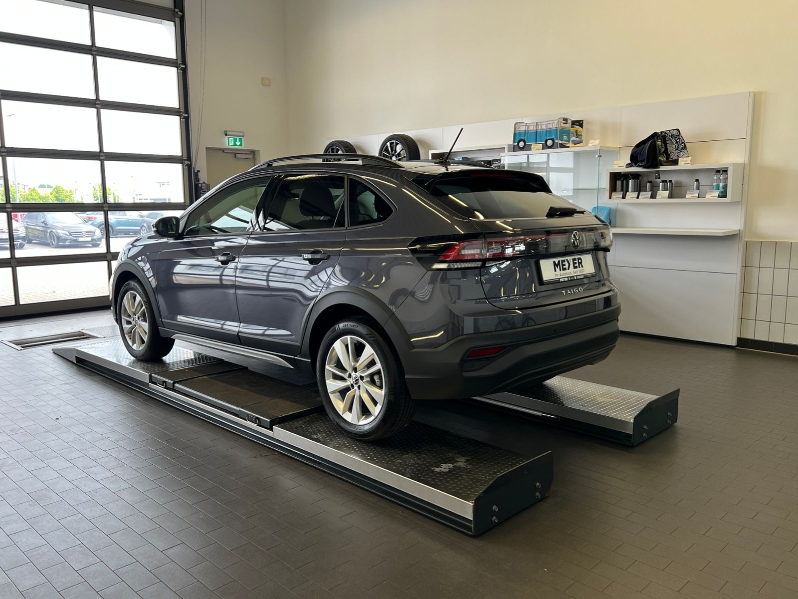 Fahrzeugabbildung Volkswagen Taigo Life 1.5 TSI DSG *IQ-Light, App Connect, L