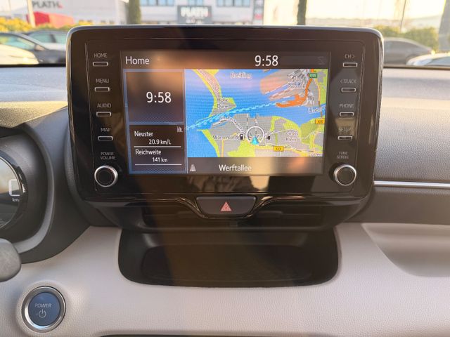 Toyota Yaris Hybrid Style Selection