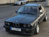 BMW E30 M52B28 - BMW M5: E28