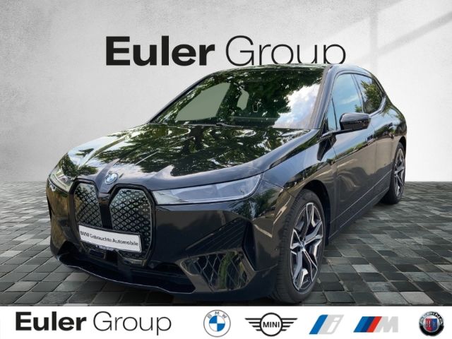 BMW iX xDrive 40 Sportline HUD AHK 360° Pano Leder H