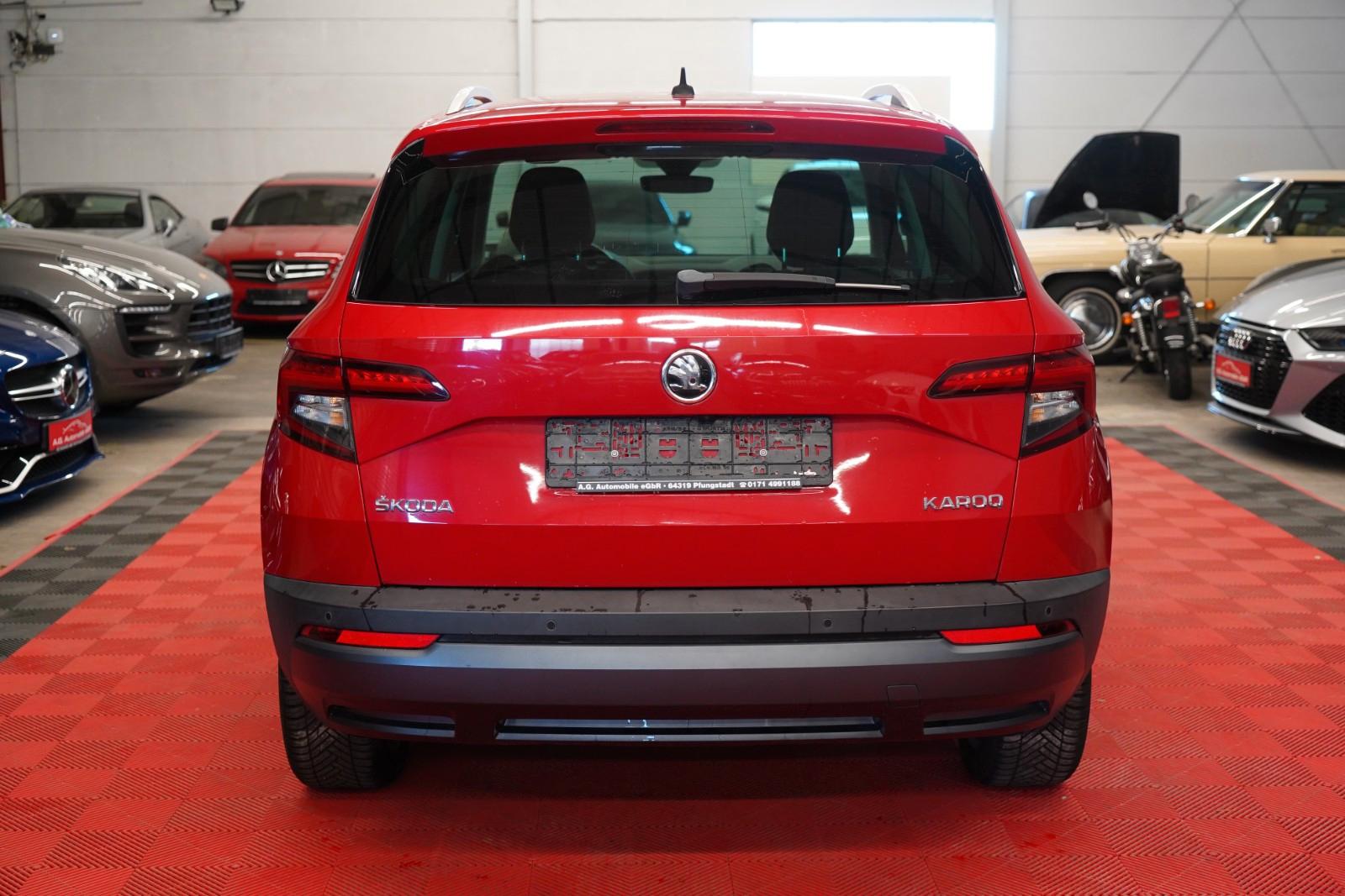 Skoda Karoq 1.5 TSI DSG Style*Unfallfrei*1.Hand*LED*