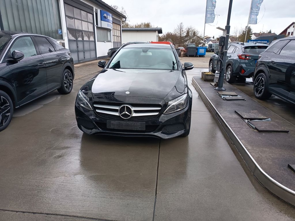 Angebot ansehen Mercedes-Benz C 220