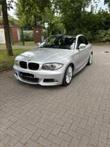 BMW 123d Coupé E82 / M-Paket ab Werk / Sch... - gebrauchte BMW 123 aus dem Jahr 2010
