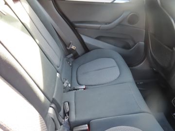 Fotografie 14 des BMW X1 sDrive 20 i Advantage