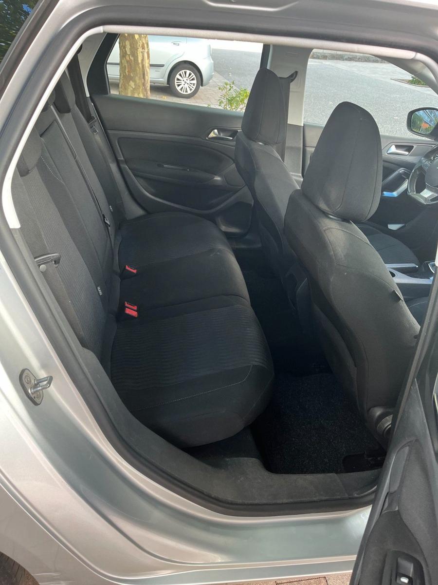 Peugeot 308 2015 — photo 10