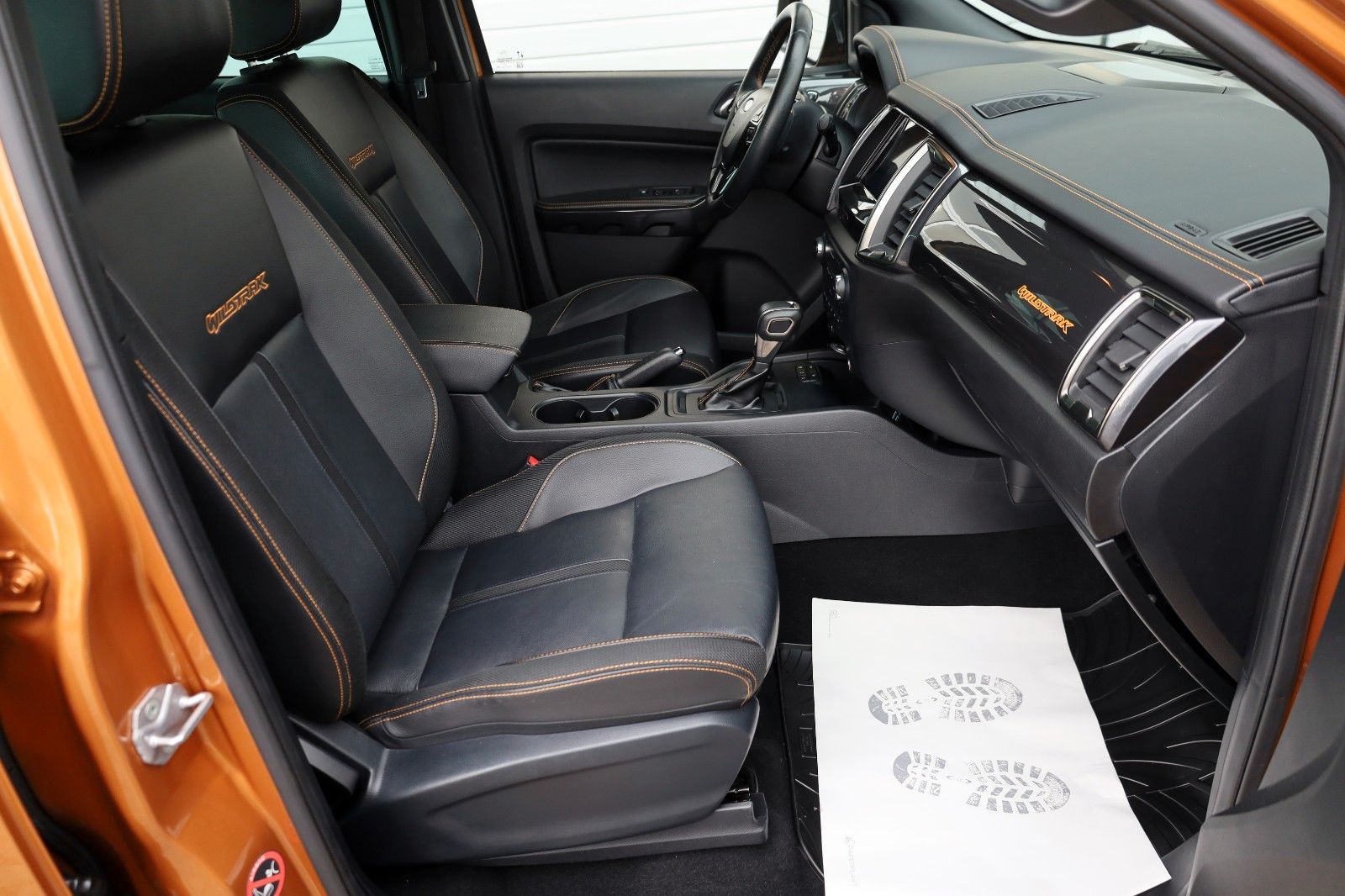 Fahrzeugabbildung Ford Ranger Wildtrak 4x4,Leder,Navi,LED,Rolo,AHK 3,5t