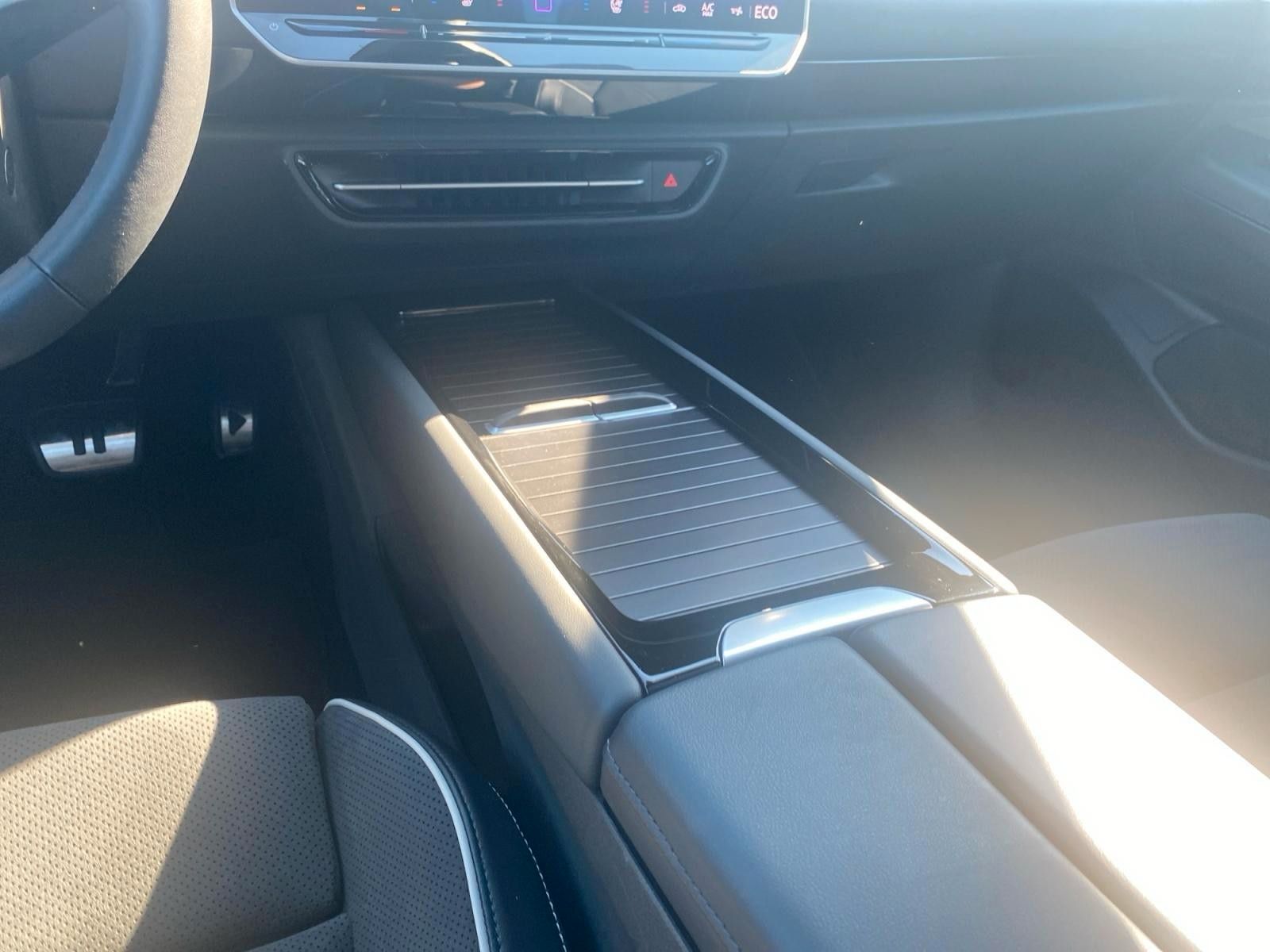 Fahrzeugabbildung Volkswagen ID.7 Tourer Pro S AHZV Harman/Kardon