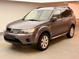 Mitsubishi Outlander 2.4 MIVEC 4WD Aut. 7 Sitzer - gebrauchte Mitsubishi Outlander aus dem Jahr 2008