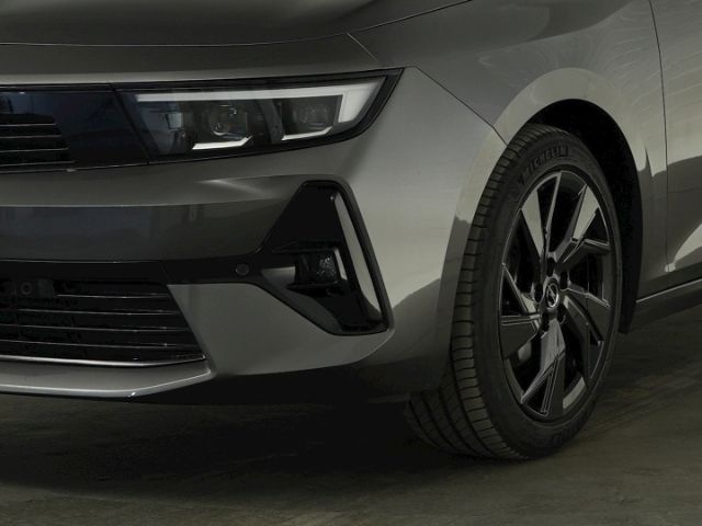 Astra L LIM GS AT+AHK+LED MATRIX+NAVI+360 GRAD K