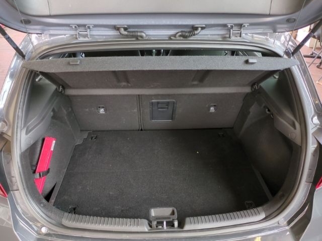 Fahrzeugabbildung Hyundai i30 FL 5-Türer (MY25) 1.0 T-GDI (100 PS) 7-DCT 2