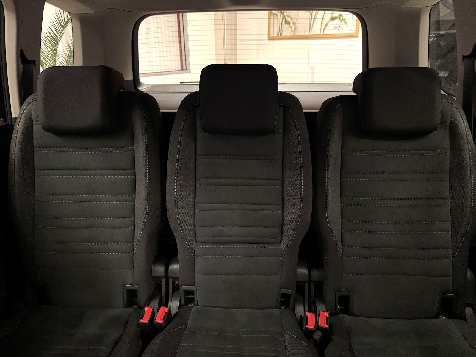 Fahrzeugabbildung Volkswagen Touran 1.5TSI Highline DSG/LED/Navi/ACC/bhz.FS/