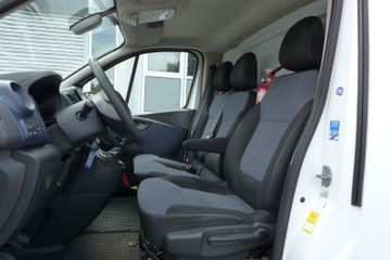 Opel Vivaro - 8