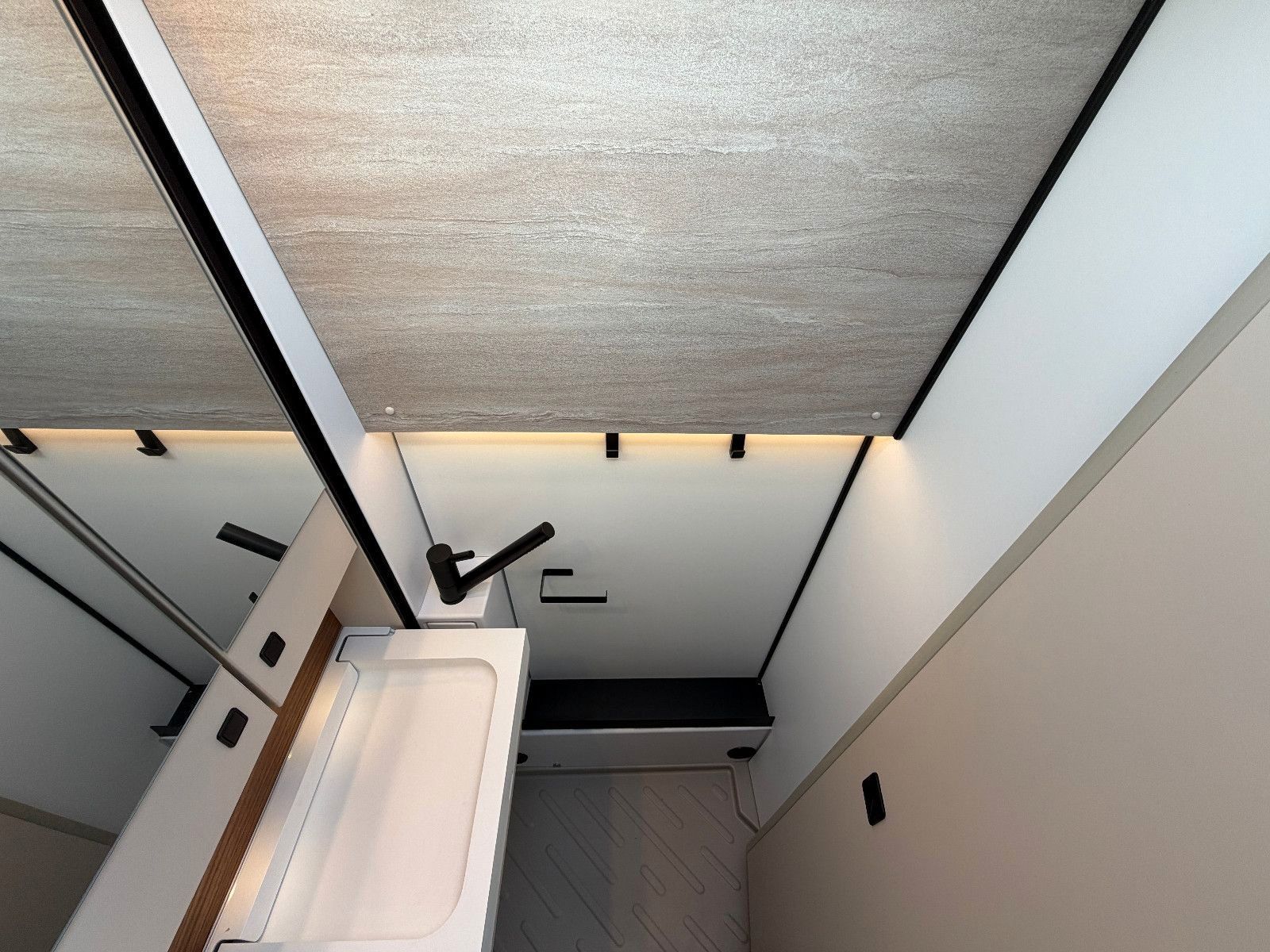 Fahrzeugabbildung Bürstner Habiton HMX 6.0 Allrad 4x4 SIE SPAREN 14.608€ !