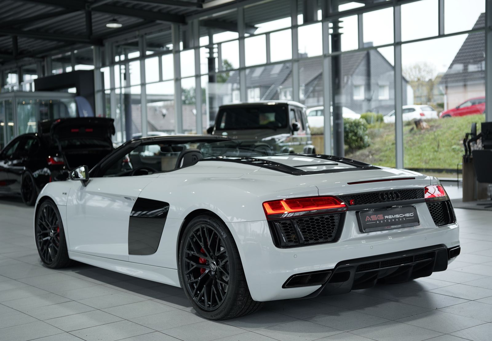 Audi R8