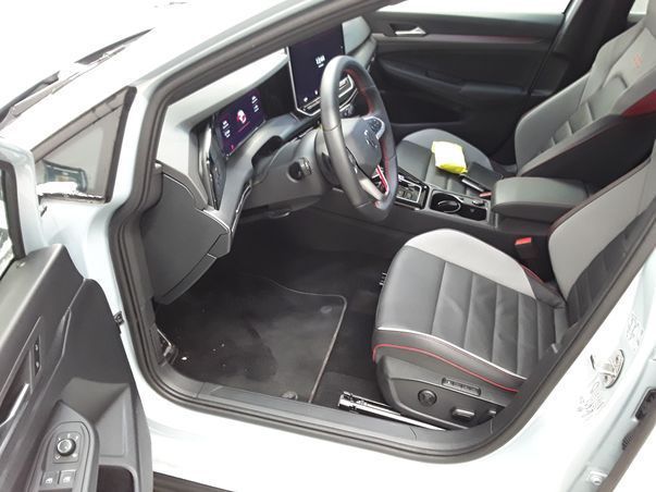 Volkswagen Golf - Bild 6