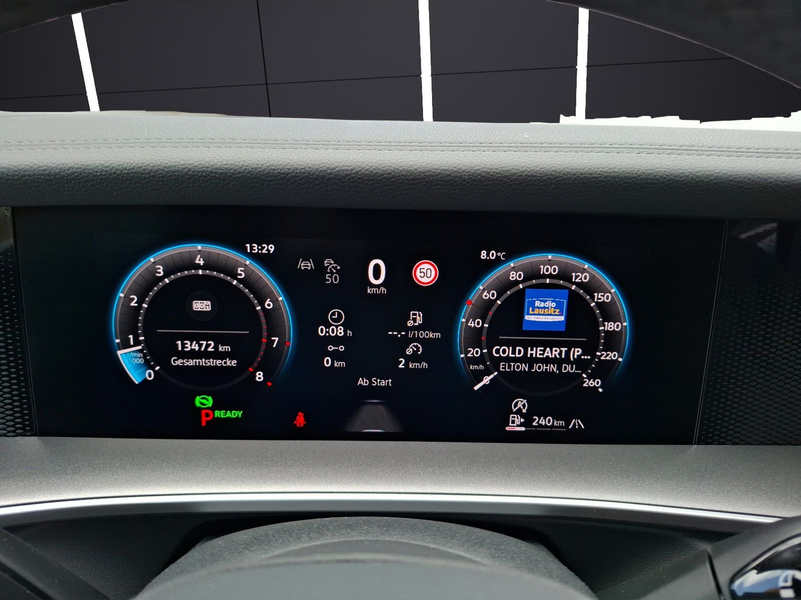 Fahrzeugabbildung Volkswagen Tayron eTSI Life LED AHK Navi AID ACC RFK SH