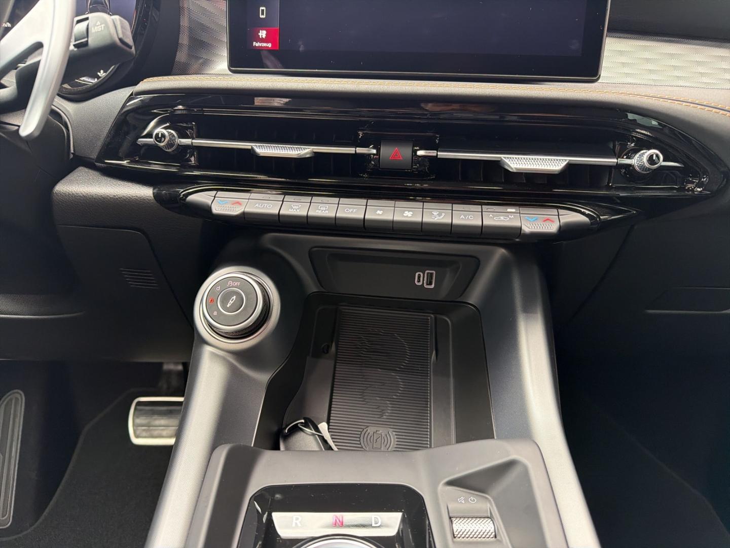 Alfa Romeo Tonale Ibrida VELOCE 128kW AT Tech-Paket Harman/