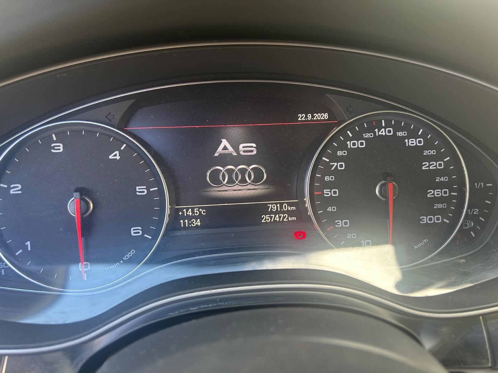 Audi Quattro 2011 — photo 13