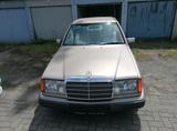 Mercedes-Benz Mercedes Benz E 200 Automatik - gebrauchte Mercedes-Benz E 200 aus dem Jahr 1992