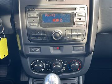 Dacia Duster 1.6 Prestige AHK+Navi+SHZ+LM+SoundSys