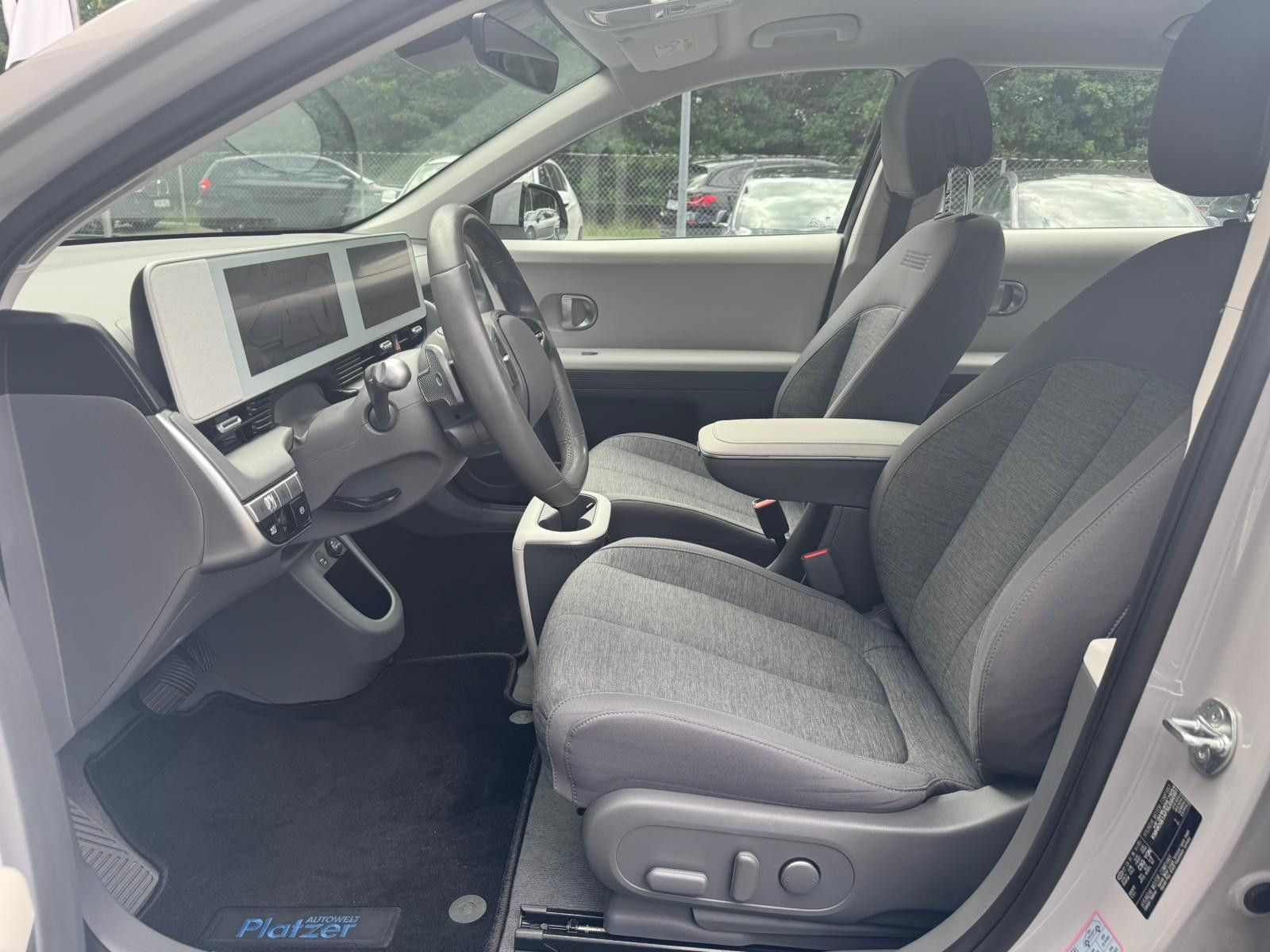 Fahrzeugabbildung Hyundai Ioniq 5 Dynamiq WERKSGA+ NAVI+LED+SHZ+KAM+ACC+WP