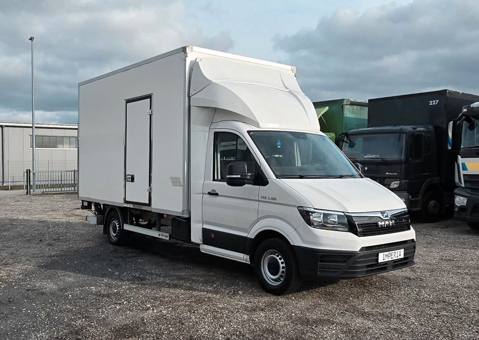 MAN TGE 3.180  Kofer4,2m/Ladebordwand