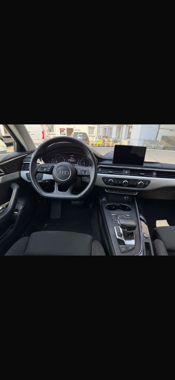 Image of Audi A4