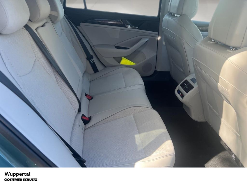 Volkswagen Passat Variant - Bild 7